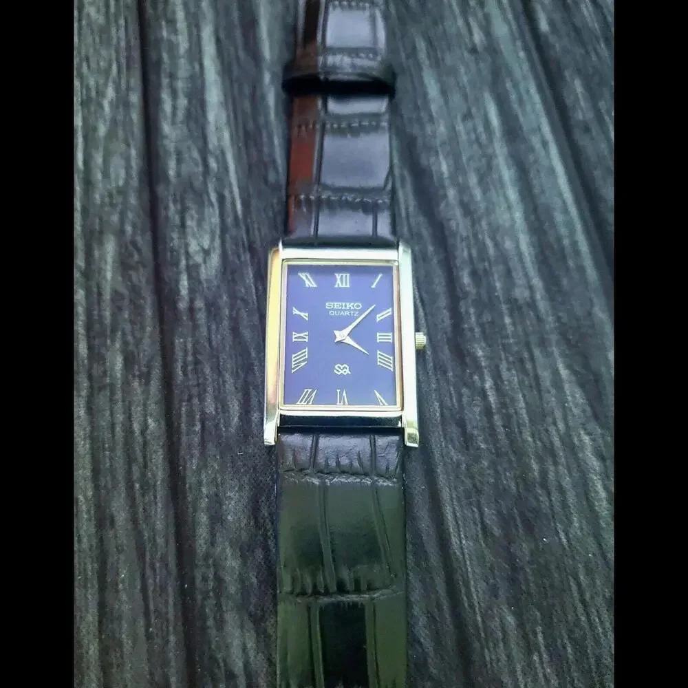 NOS Men's Slim Seiko Tank Blue Dial Dress Watch New Mvt‎ & Batt🌟